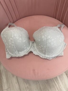 Victoria’s Secret Lace Lined Demi Underwire Bra in Light Sage Green, size 36DD